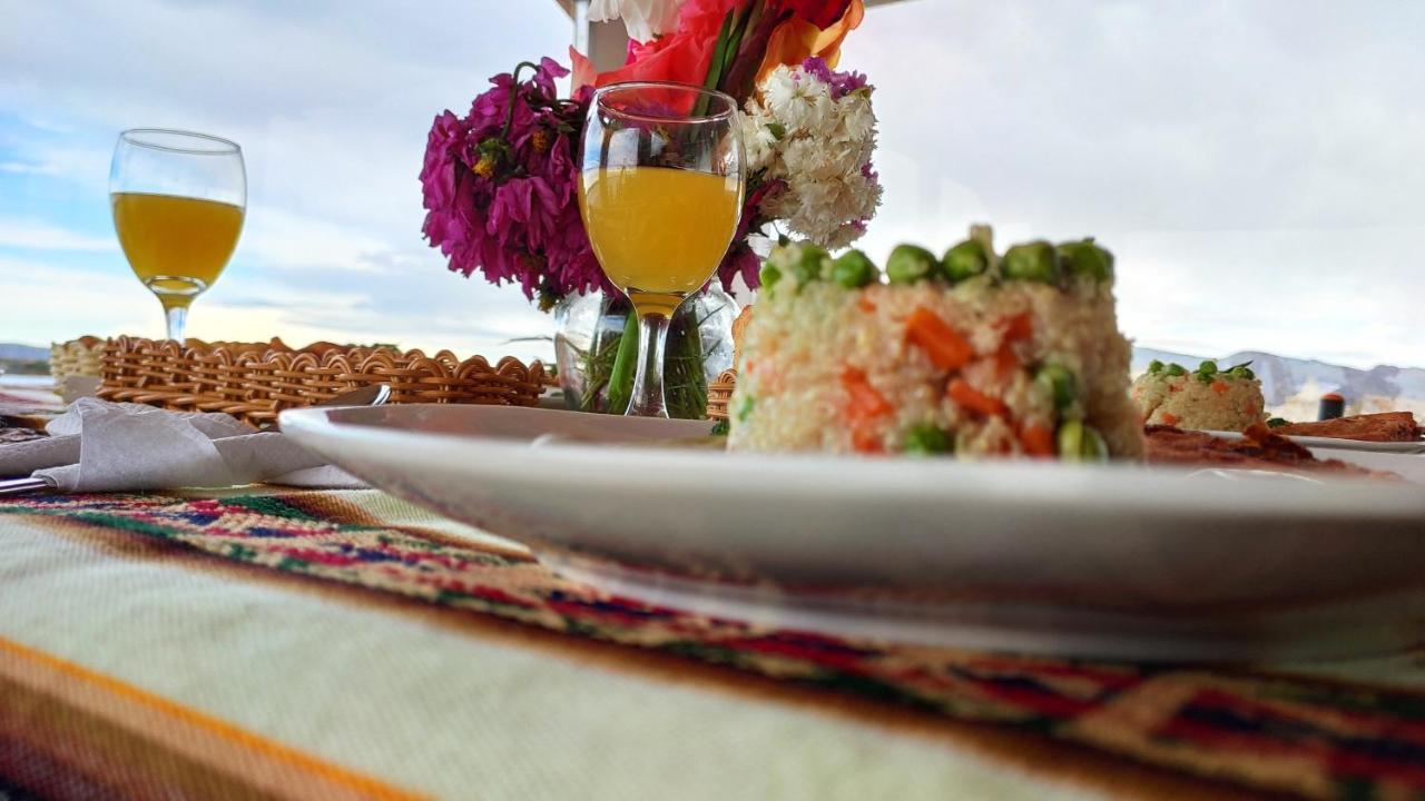 Uros Maya Lodge Пуно Екстериор снимка