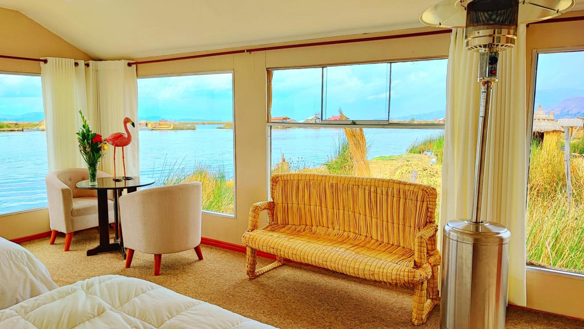 Uros Maya Lodge Пуно Екстериор снимка